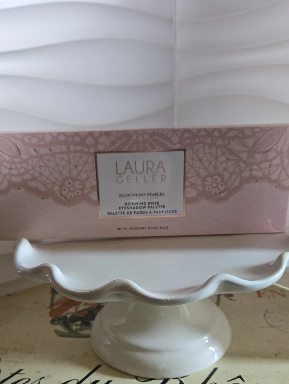 Laura Geller Seasonless Staples Reigning Rose Eyeshadow Palette - Picture 1 of 4